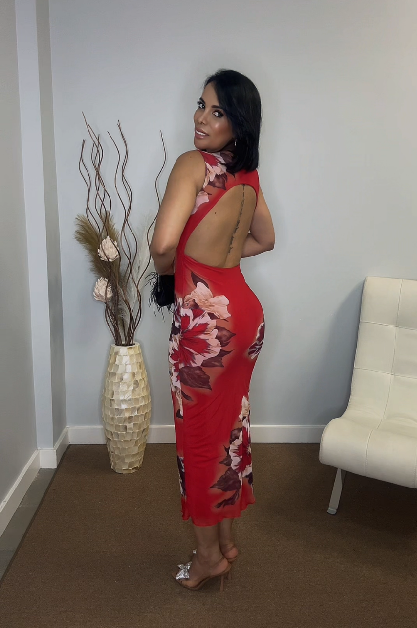 Vestido Elen midi de Tul color Rojo con espalda descubierta