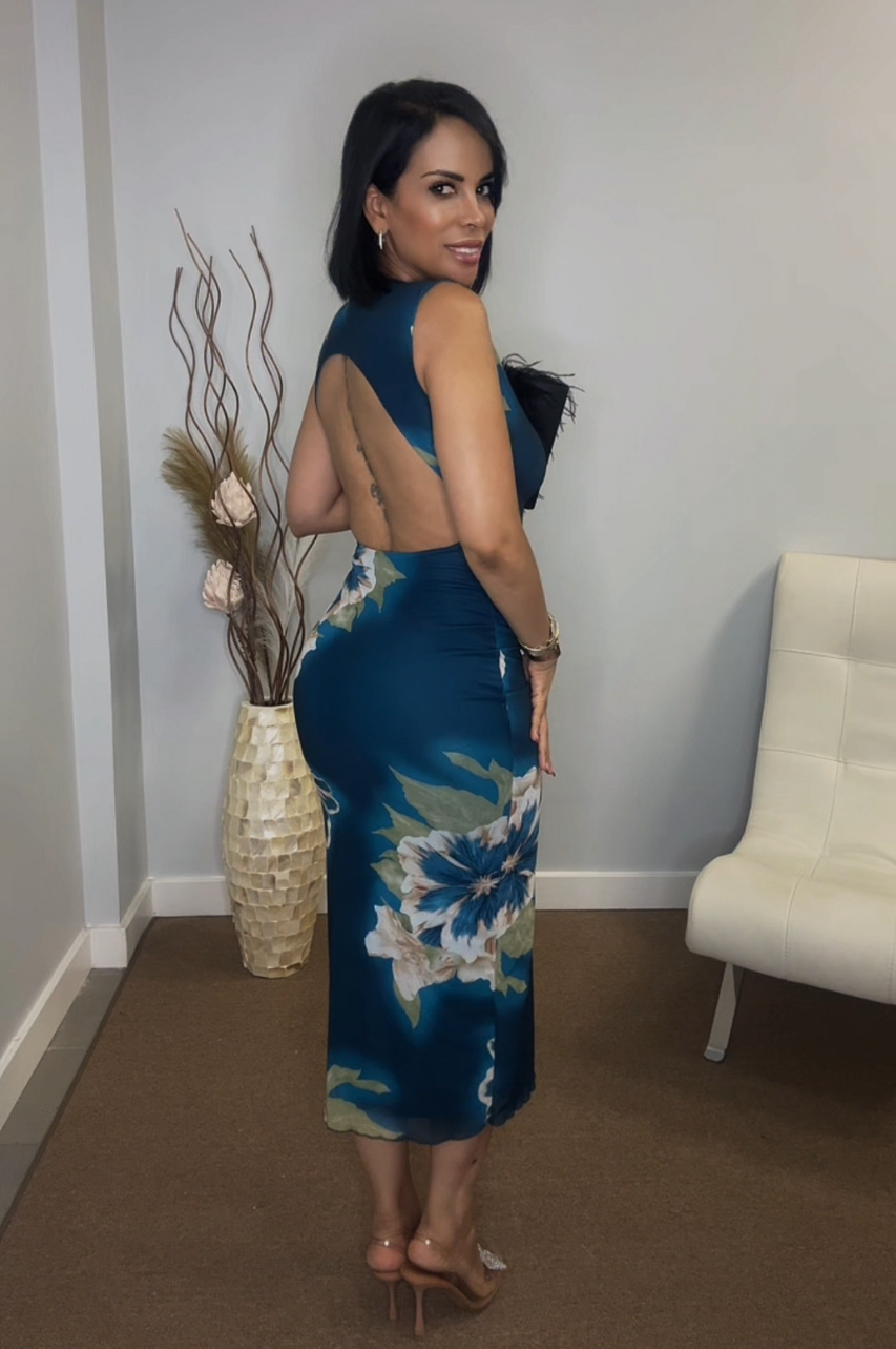 Vestido Elen midi de Tul color Azul con espalda descubierta