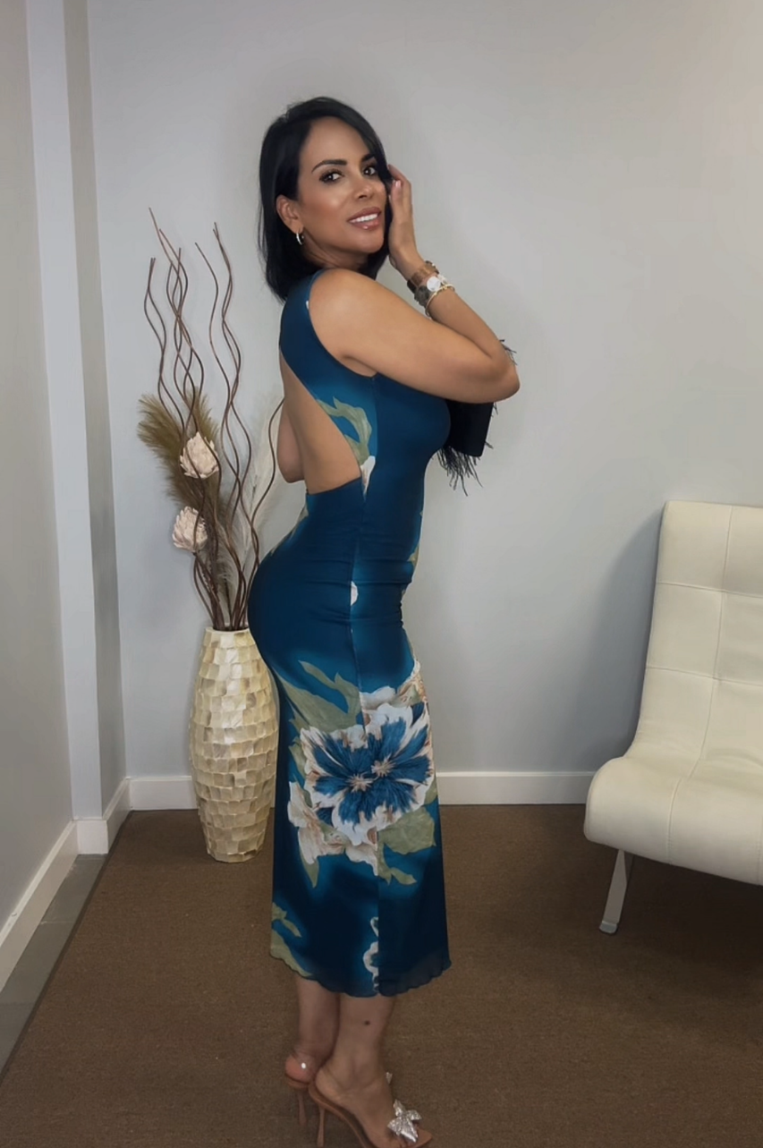 Vestido Elen midi de Tul color Azul con espalda descubierta