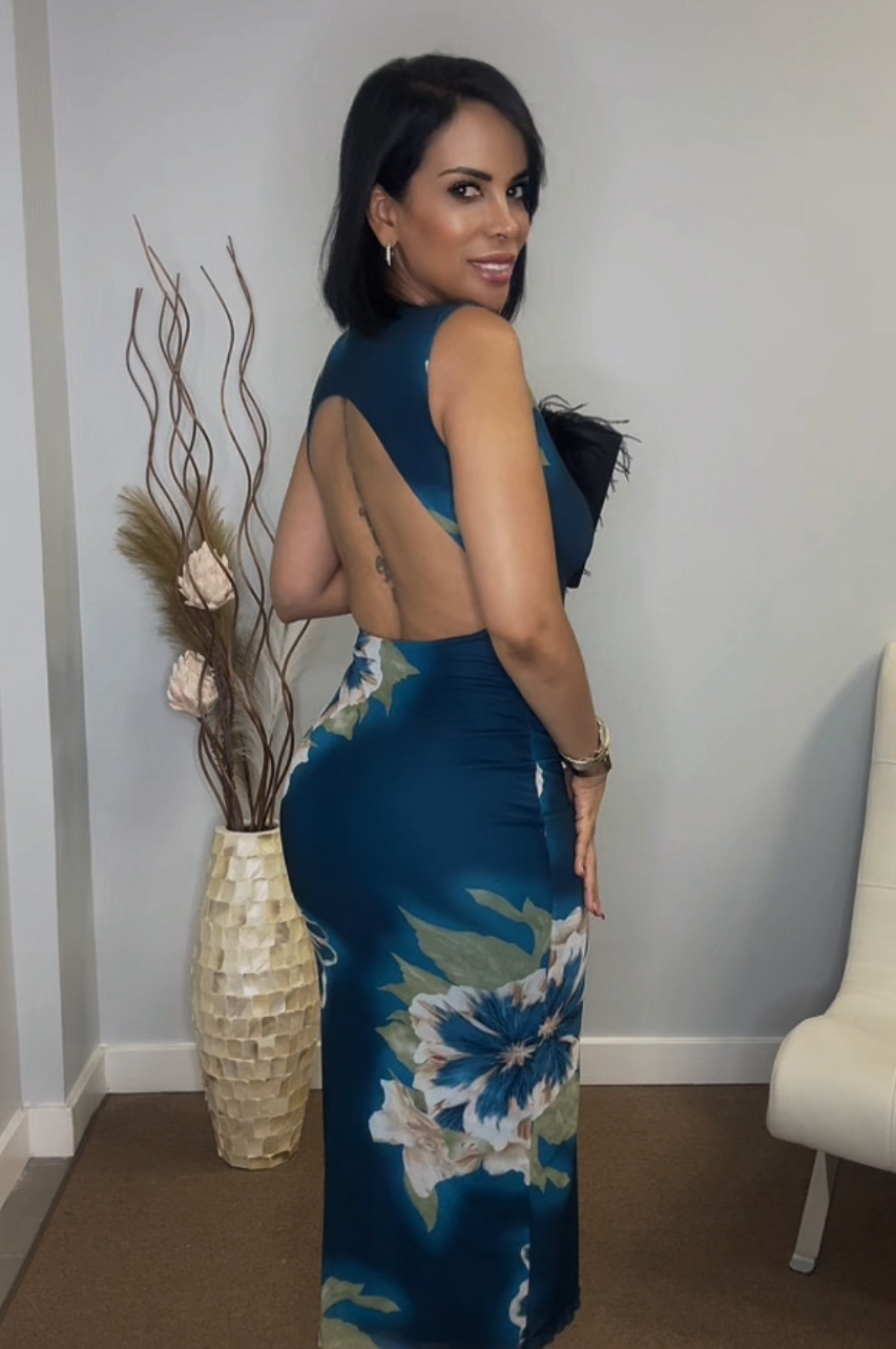 Vestido Elen midi de Tul color Azul con espalda descubierta
