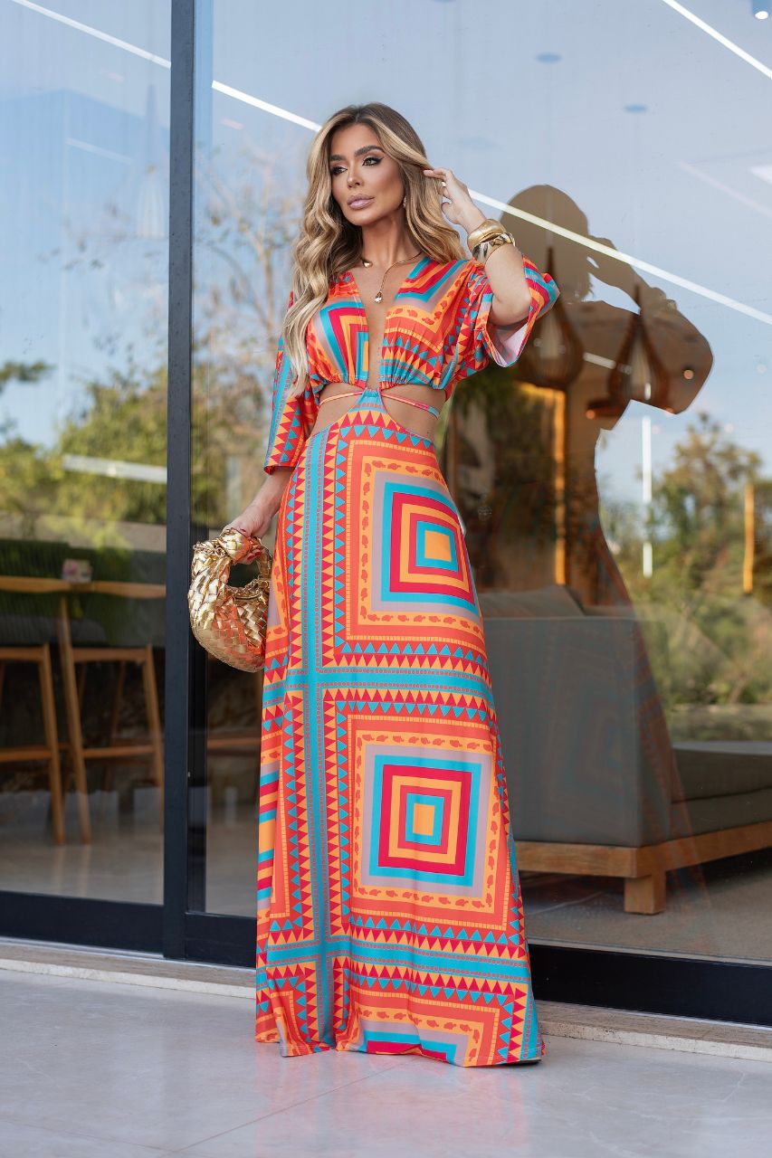 Kaia Vestido largo estampado con escote profundo y mangas 3/4