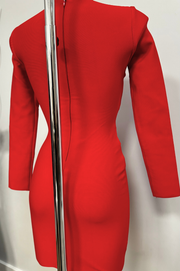 Vestido Bandage Altagracia rojo con mangas largas y escote