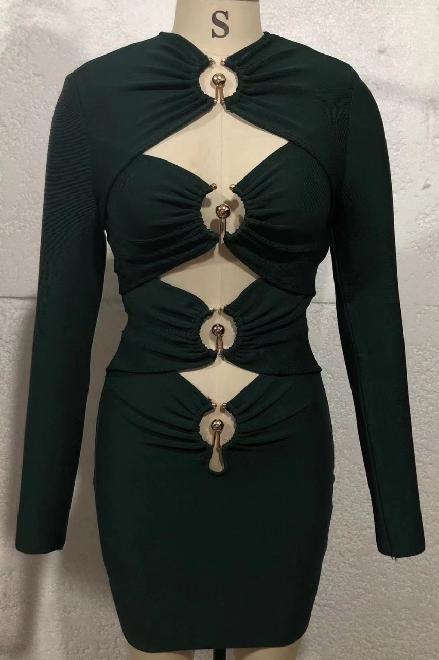 Vestido Bandage Altagracia Negro con mangas largas y escote