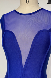 Flávia Vestido Bandage Azul Ajustado con Tul en el Escote y Cremallera Trasera