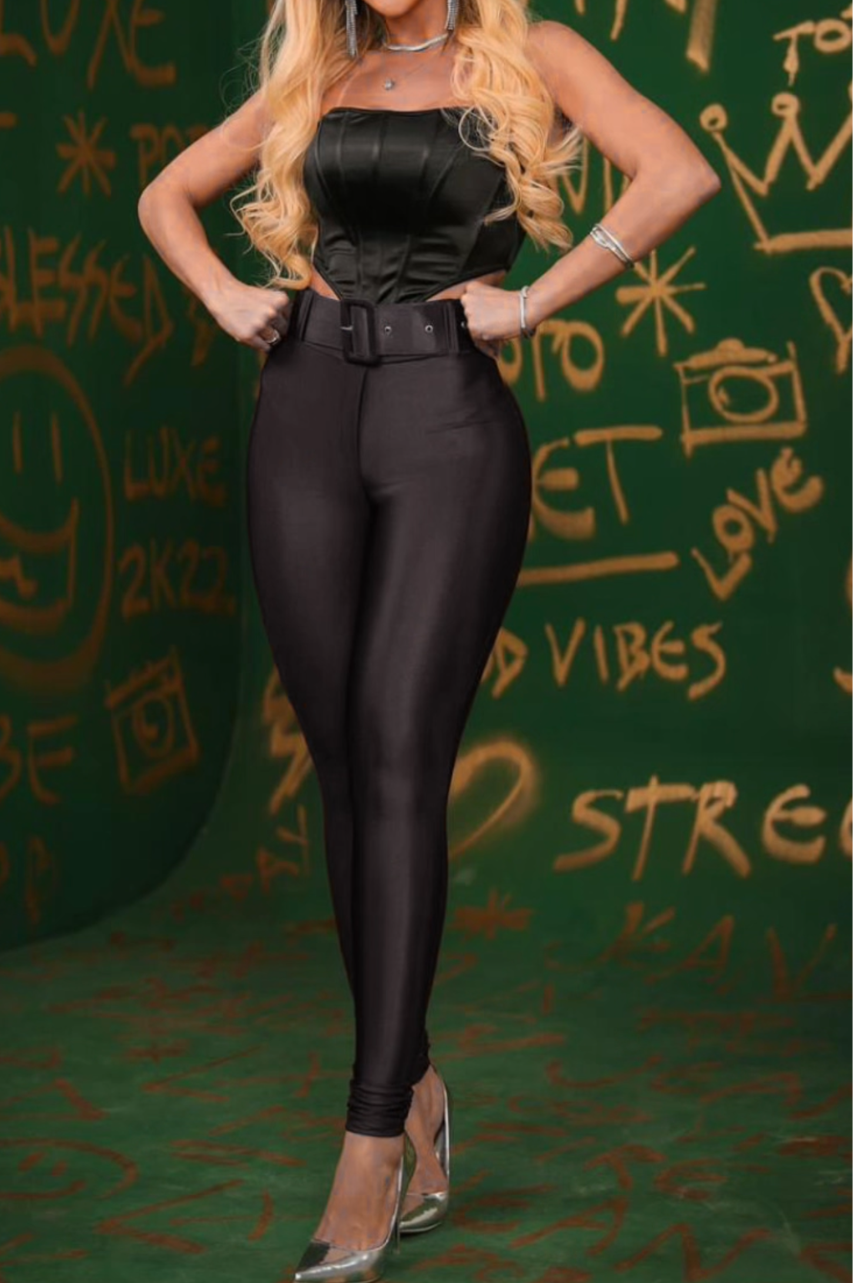 Pantalón Mía Negro Satinado con cinturón forrado