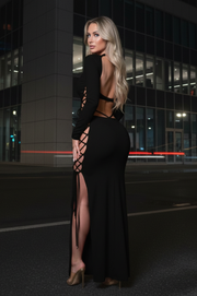 Zoe Vestido Negro con manga larga y detalles trenzados