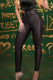 Pantalón Mía Negro Satinado con cinturón forrado