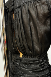 Reina Vestido de Fiesta Negro con Volantes y Mangas Largas