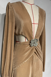 Fortuna Mono Largo Negro de Fiesta Escote Profundo