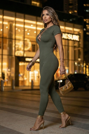 Mono Reductor Largo Bella Militar con Escote Trenzado y Cremallera en la Espalda