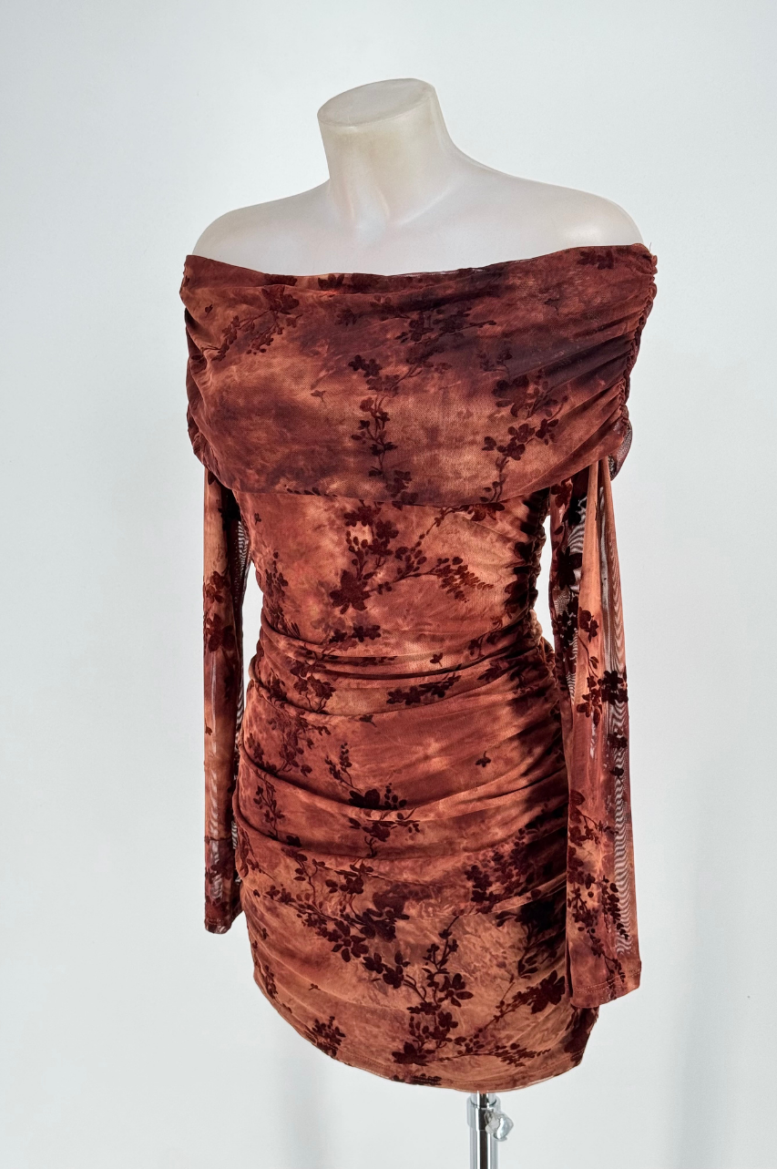 Vestido Joyce Tul Ladrillo Hombro Descubierto