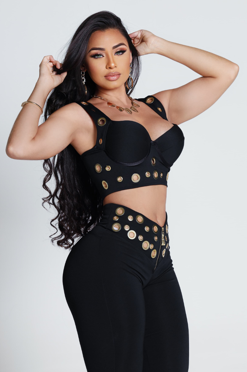 Zoe Conjunto Negro de Top y Pantalón