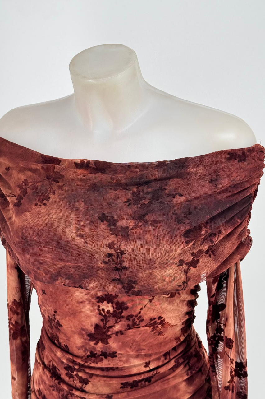 Vestido Joyce Tul Ladrillo Hombro Descubierto