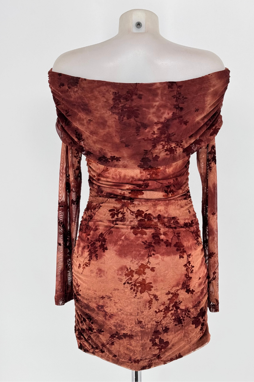 Vestido Joyce Tul Ladrillo Hombro Descubierto