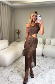 Isis Vestido Exclusivo en Hilo con Flecos y Pantalón Corto, Color Chocolate