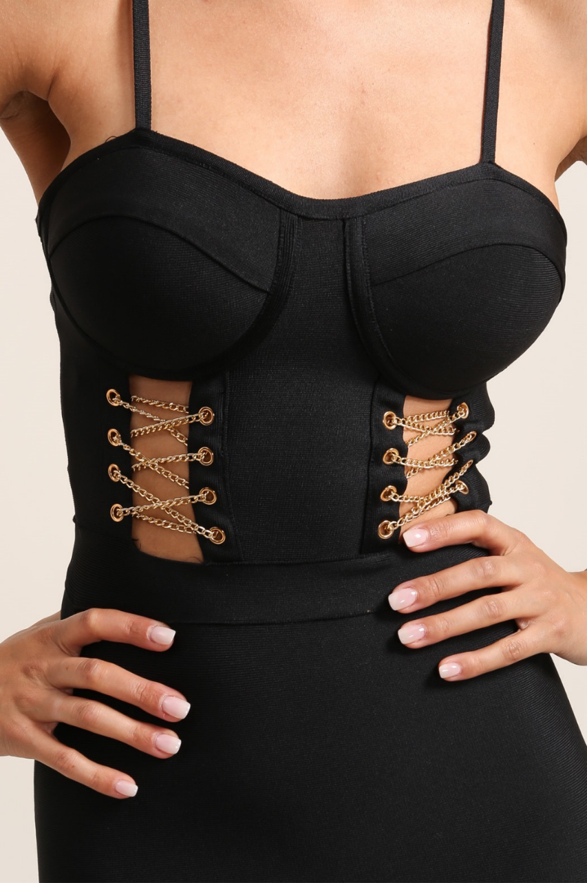 Vestido Joyce Bandage Negro  Efecto Corset & Abertura Elegante