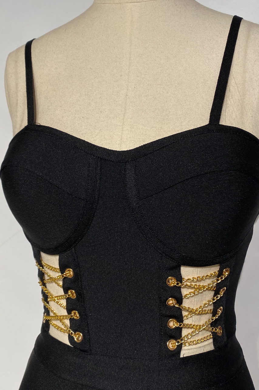 Vestido Joyce Bandage Negro  Efecto Corset & Abertura Elegante