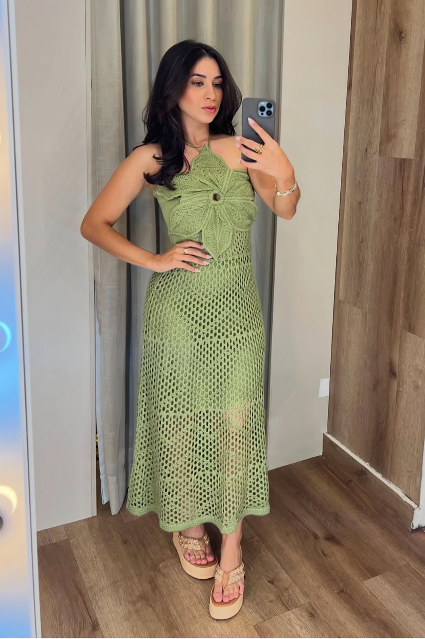 Vestido Flor Midi Verde con Transparencias y Detalle de Flor