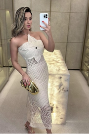 Vestido Flor Midi beige con Transparencias y Detalle de Flor