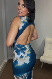 Vestido Elen midi de Tul color Azul con espalda descubierta