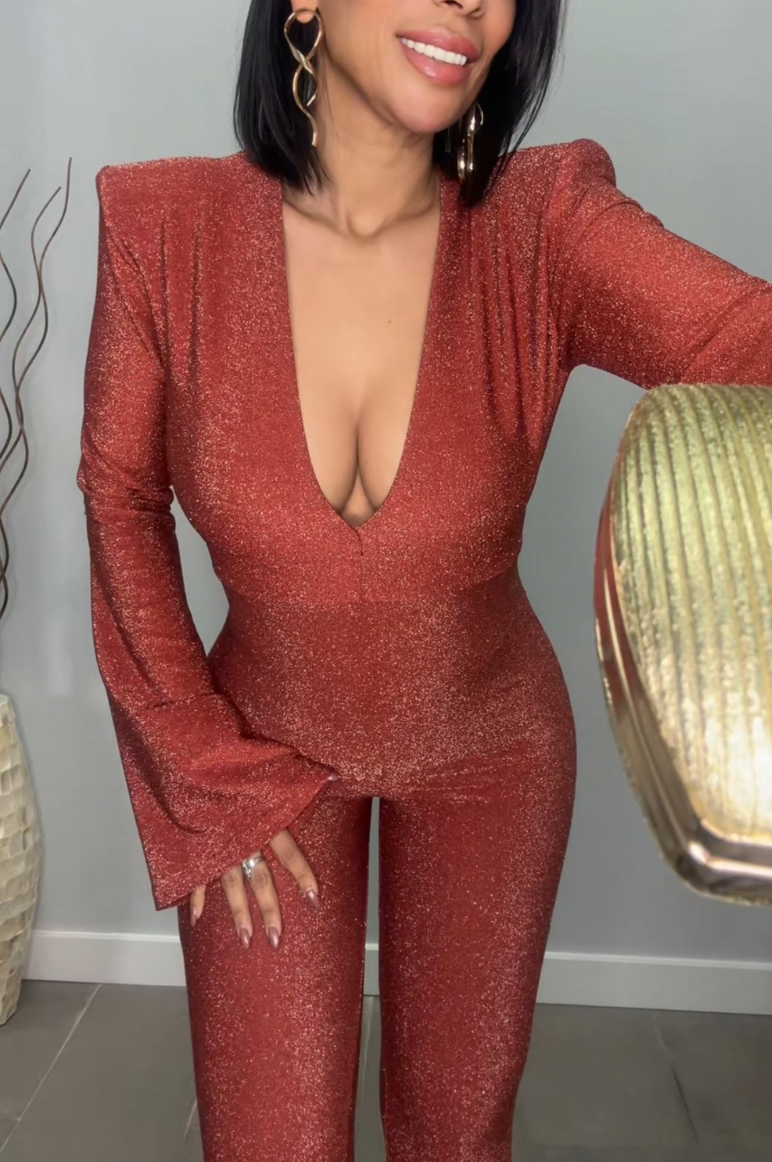 Zoe Mono Terracota acampanado con Escote V profundo