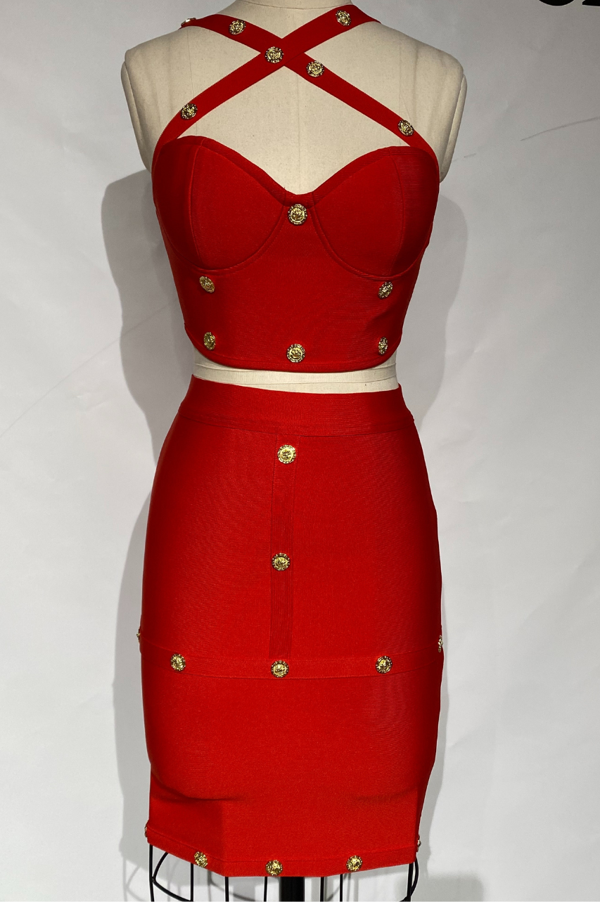 Conjunto  Bandage Vania Rojo Royal de Top y Falda con Adorno de Botones Dorado (Copia)
