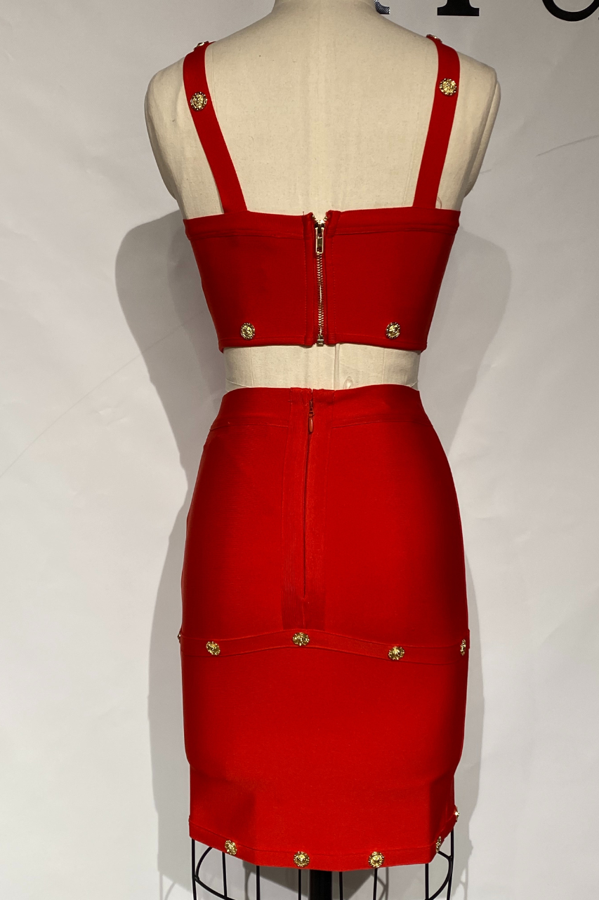 Conjunto  Bandage Vania Rojo Royal de Top y Falda con Adorno de Botones Dorado (Copia)