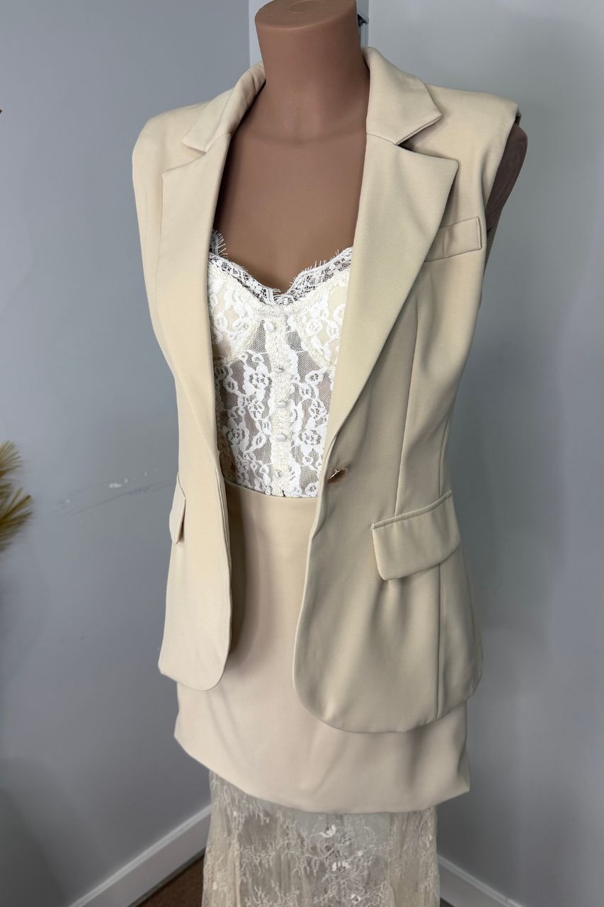Conjunto Chaleco y Falda Margot Beige