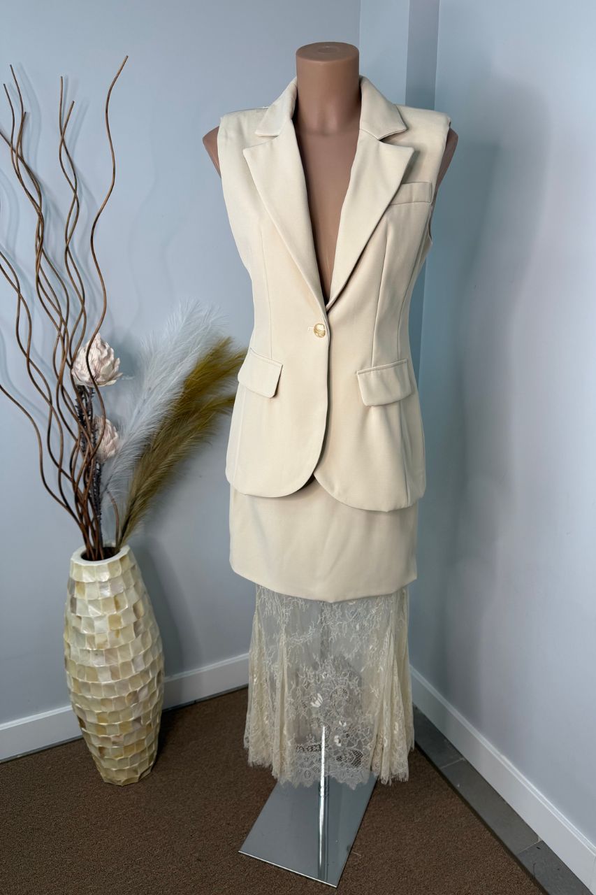 Conjunto Chaleco y Falda Margot Beige