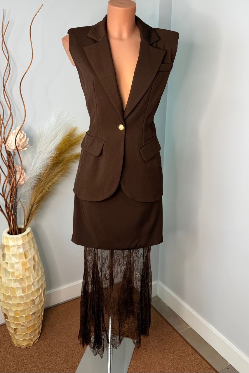Conjunto Chaleco y Falda Margot Marrón