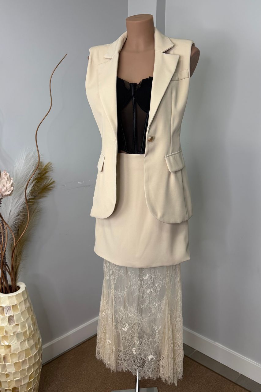 Conjunto Chaleco y Falda Margot Beige