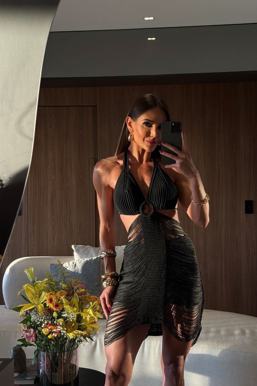 Vestido Dara  Hecho a Mano en Hilo Negro con Short Incorporado