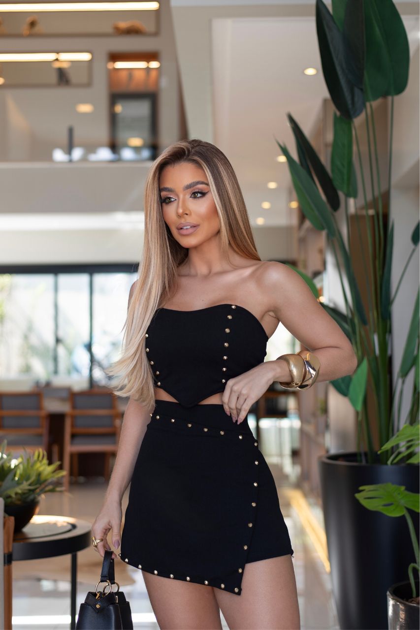 Ketty Conjunto negro de tachuelas doradas de Top + Falda pantalón