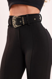 Pantalón Isabela Negro con Cinturón Dorado