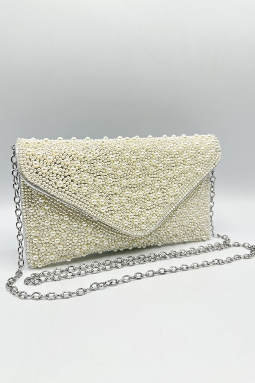 Bolso Clutch Mireya con perlas