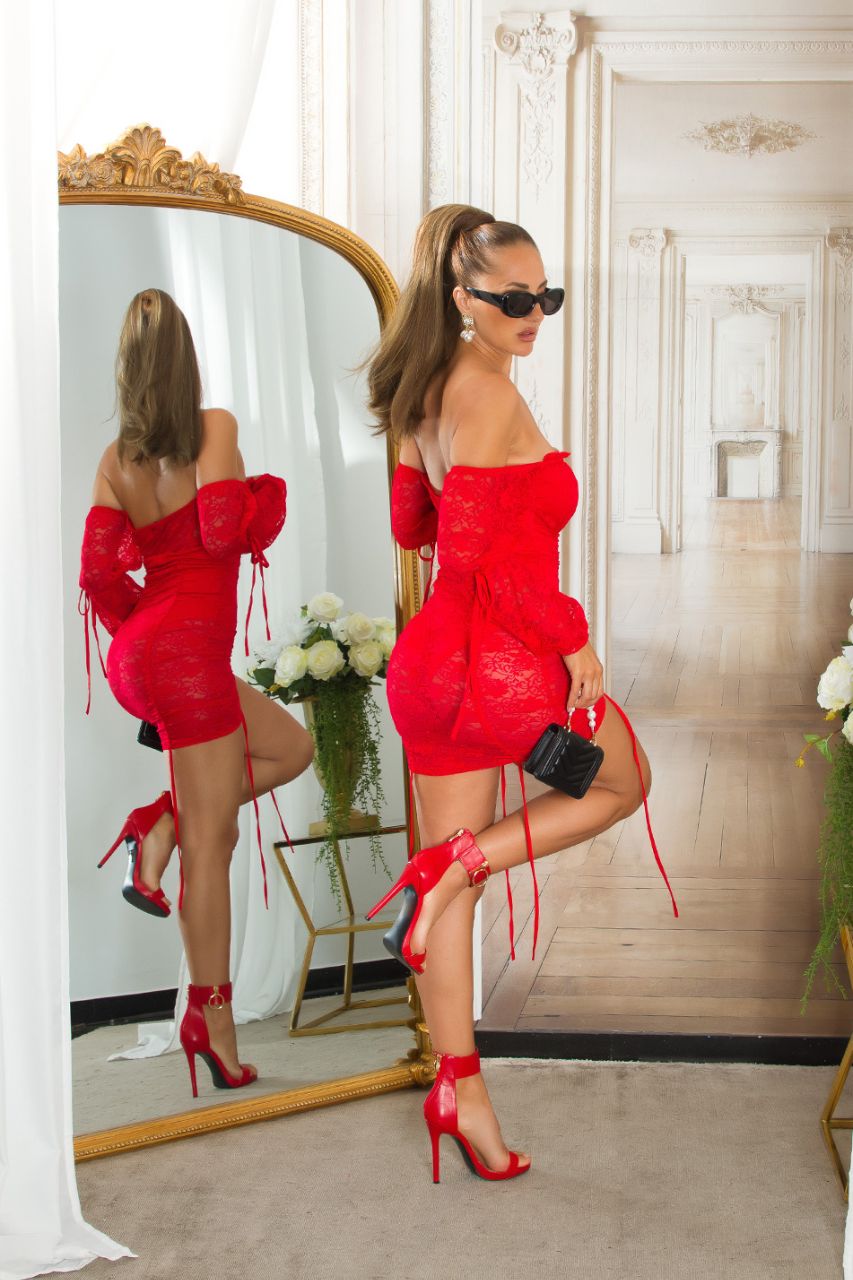 Susanna Vestido Rojo corto con escote bardot, manga larga y transparencias