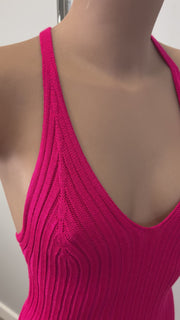 Vestido Isabella Color Pink Diseño de Punto con Ajuste Perfecto y Espalda Descubierta