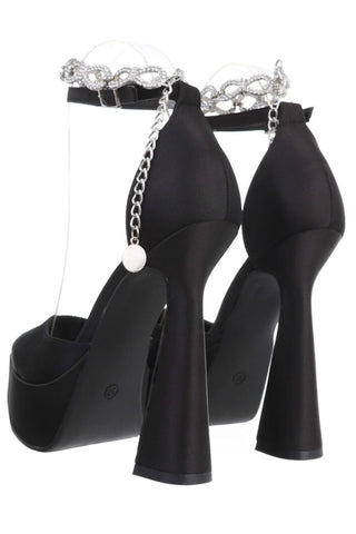 Image of Zapatos Alegría Negro de tacón con detalles de cadena con pedrería