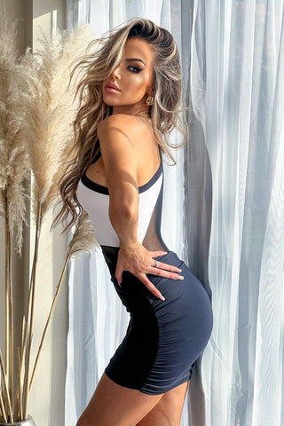 Image of Vestido Zaira Blanco y Negro de una manga con transparencia