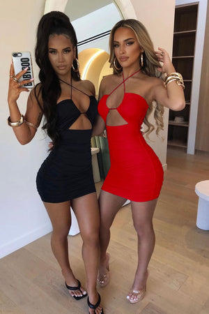 Vestido Renata Rojo con escote y tirantes