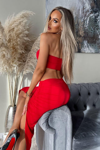 Image of Vestido Laura Rojo largo con escote y abertura en pierna