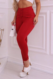 Pantalón Rossi Rojo con detalle de botones