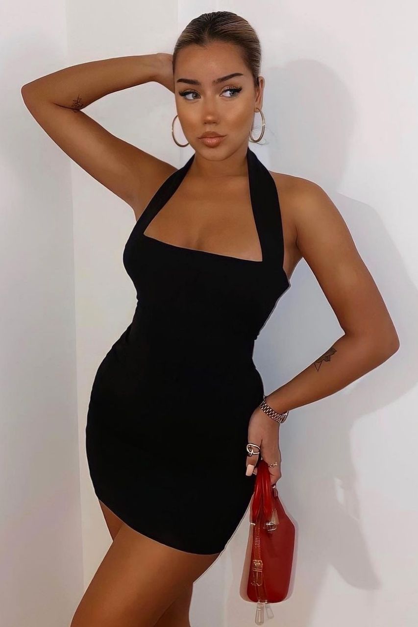 Vestido Paula Negro Corto ajustado con tirante al cuello
